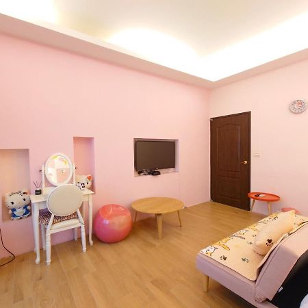 Cat Mia Hostel Хуалянь Экстерьер фото