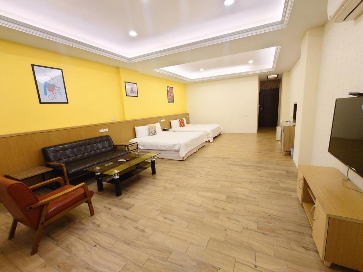 Cat Mia Hostel Хуалянь Экстерьер фото