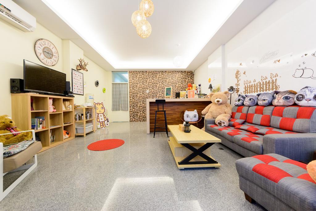 Cat Mia Hostel Хуалянь Экстерьер фото